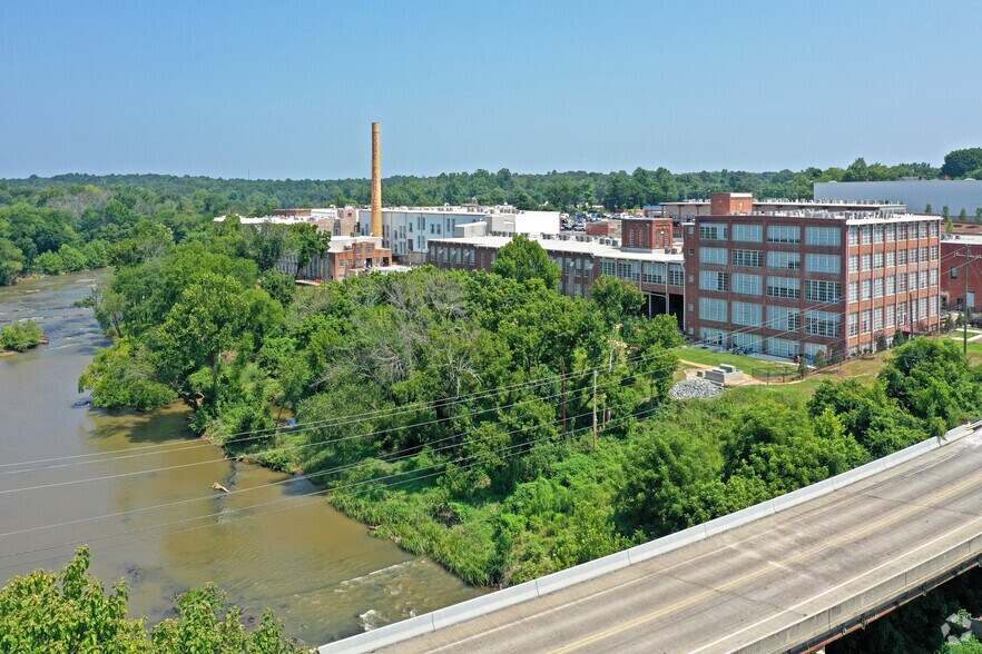 More Photos Of 116 E Main St, Haw River Apartments For Lease