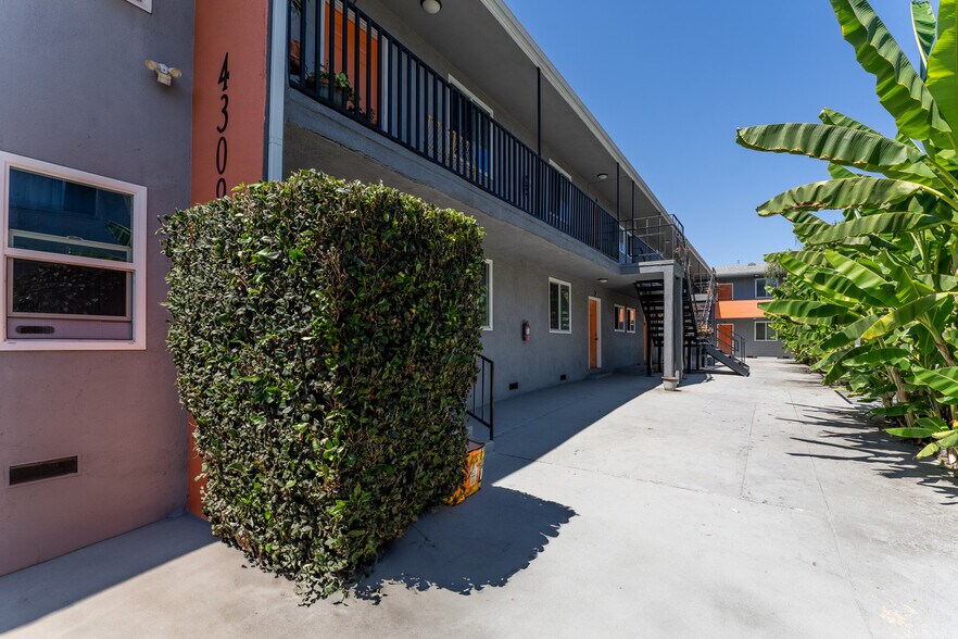 More Photos Of 4309 W Adams Blvd, Los Angeles Apartments For Sale