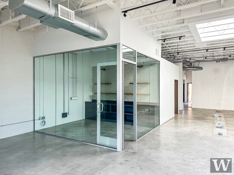 More Photos Of 1412 14th St, Santa Monica Office Residential For Lease