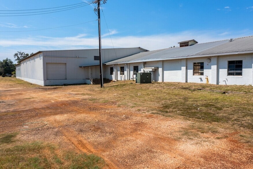 More Photos Of 440 Frankston St, Jacksonville Warehouse For Sale