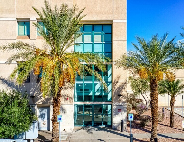 More Photos Of 98 E Lake Mead Pky, Henderson Medical For Sale