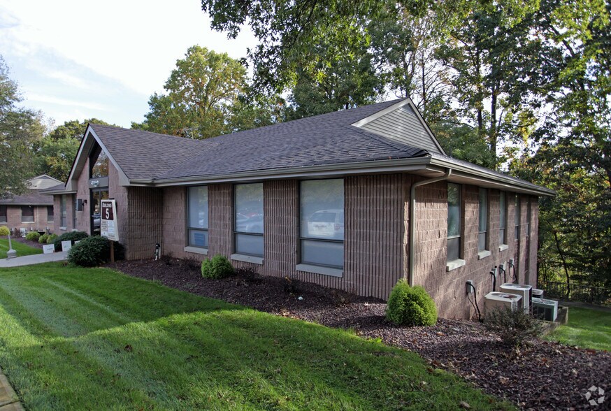 Primary Photo Of 4255 US Highway 9, Freehold Office For Lease