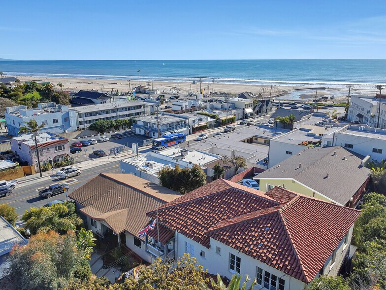 More Photos Of 153-157 W Channel Rd, Santa Monica Apartments For Sale