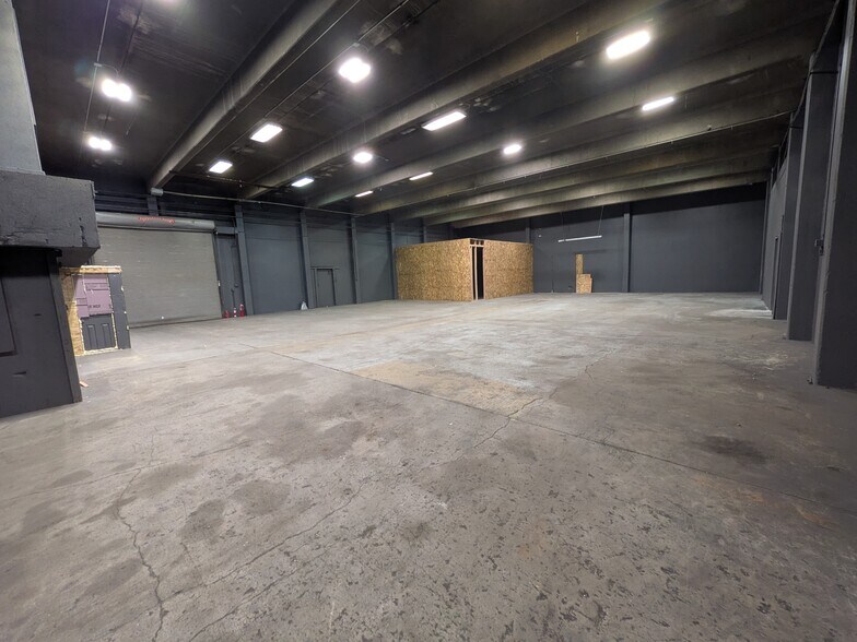 More Photos Of 1615 E Chemical Dr, Kennewick Distribution For Lease