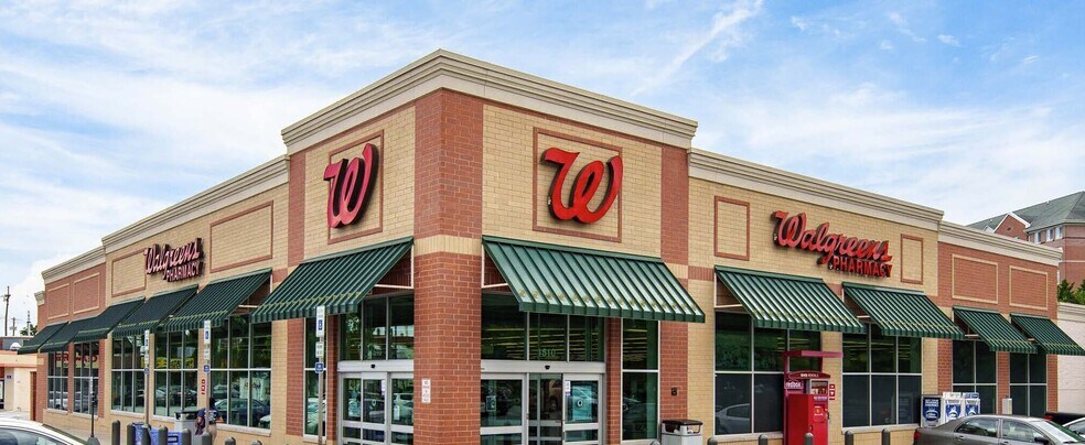 More Photos Of 811 Paseo Del Pueblo Sur, Taos Drugstore For Sale