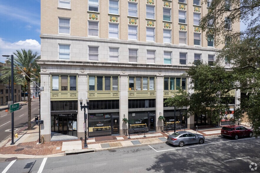 More Photos Of 11 E Forsyth St, Jacksonville Apartments For Lease