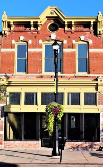 Primary Photo Of 148 W Broadway, Council Bluffs Storefront For Lease