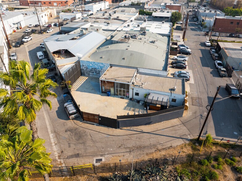 More Photos Of 5927 Blackwelder St, Culver City Loft Creative Space For Lease