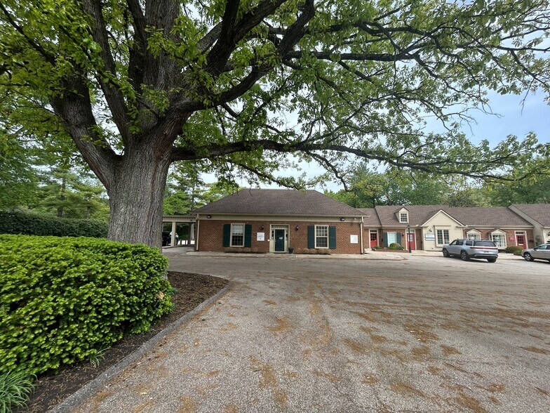 More Photos Of 614 Wooster Pike, Terrace Park Storefront Retail Office For Lease