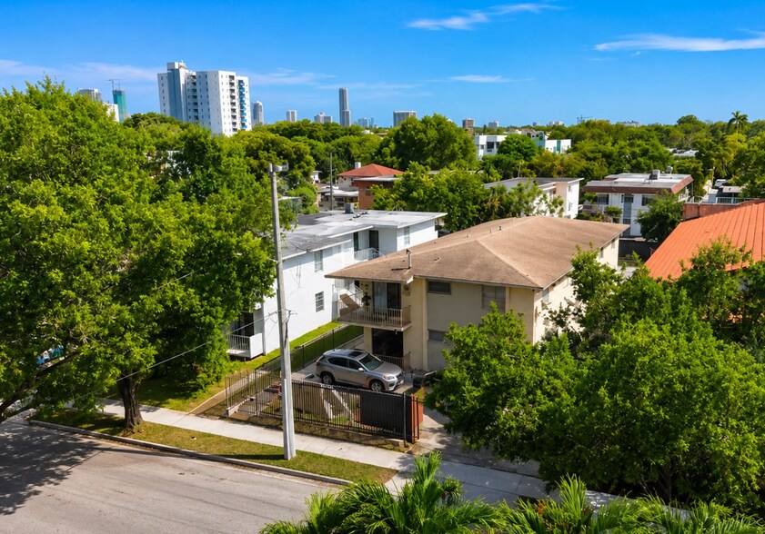 Primary Photo Of 1332 SW 2nd St, Miami Apartments For Sale
