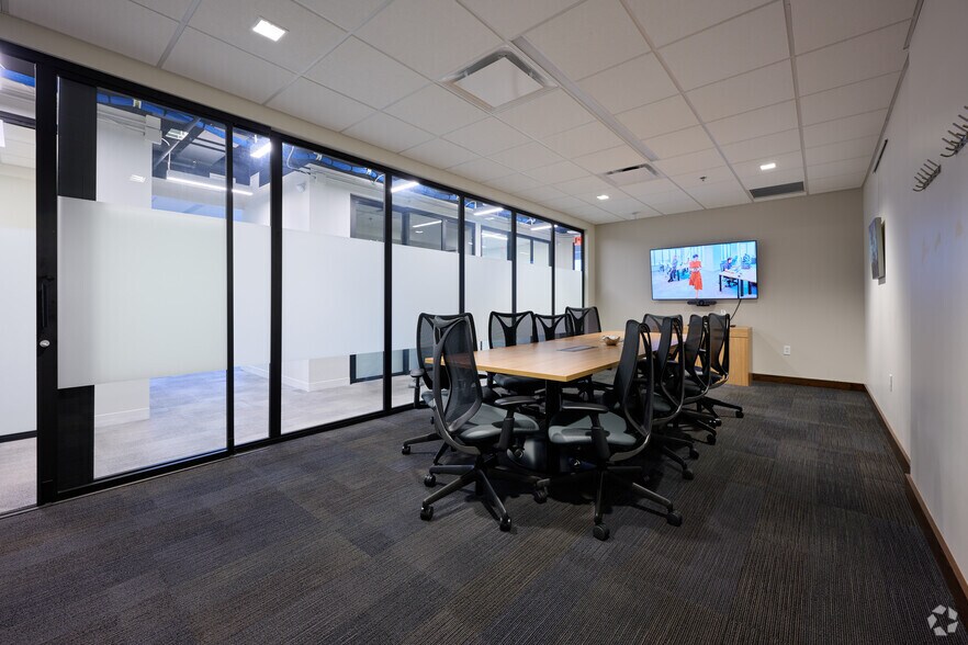 More Photos Of 100 S Clinton Ave, Rochester Coworking Space