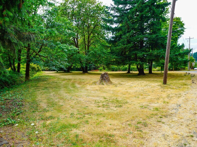 More Photos Of 283 S Main St, Falls City Industrial For Sale