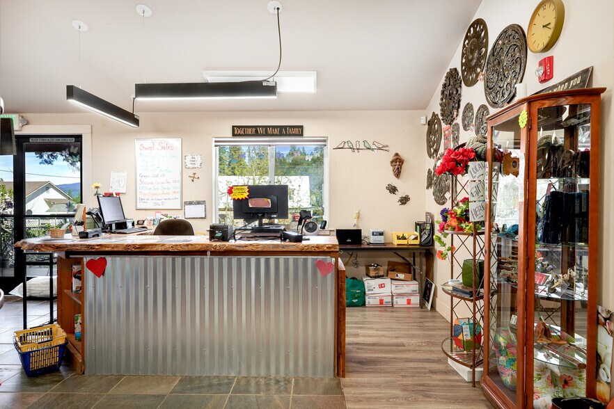 More Photos Of 29435 CA-49 Hwy, North San Juan Freestanding For Sale