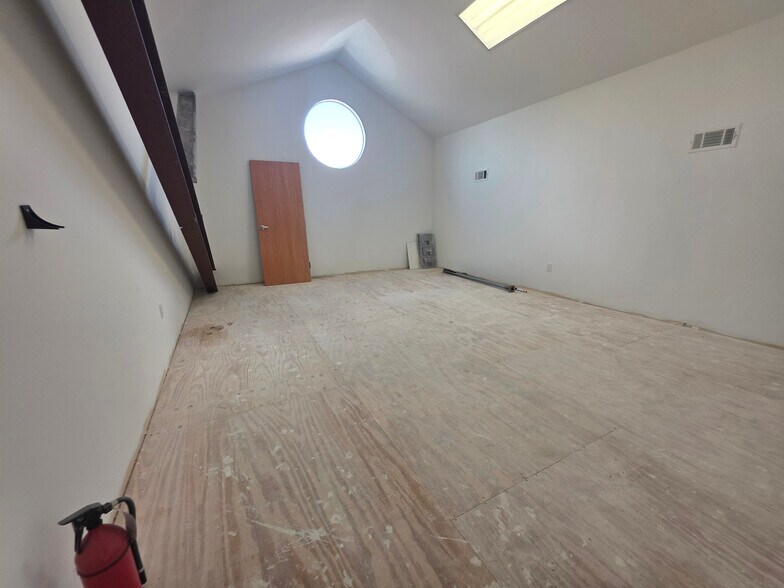 More Photos Of 19121 W Little York, Katy Medical For Lease