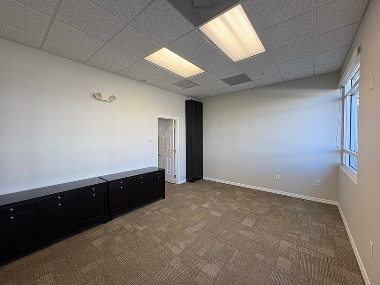 More Photos Of 505 S Orange Ave, Sarasota Apartments For Sale