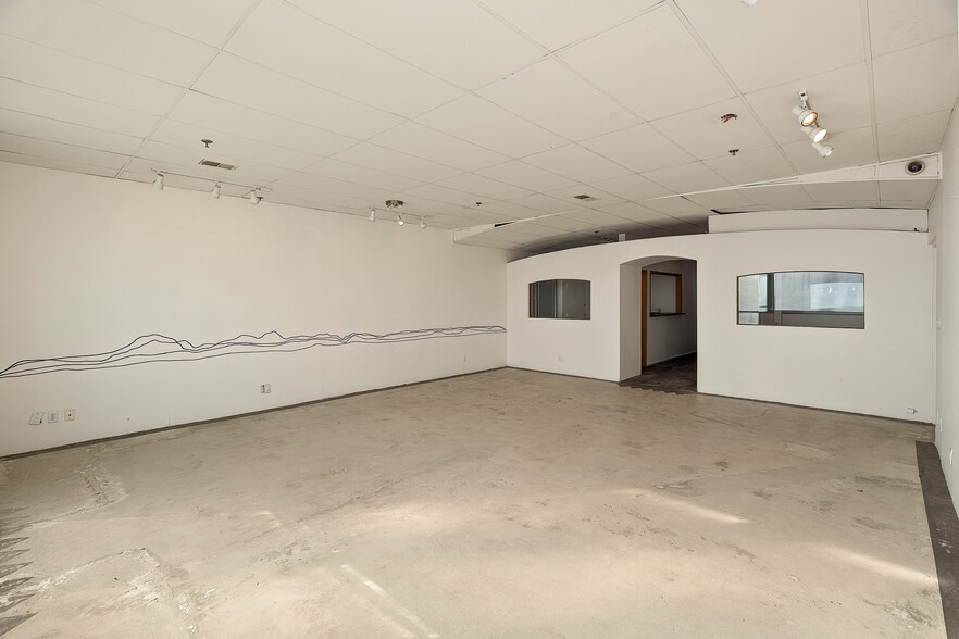 More Photos Of 3111 Ocean Front Walk, Marina Del Rey Apartments For Sale