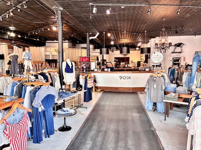 More Photos Of 1801 21st Ave S, Nashville Storefront Retail Residential For Sale