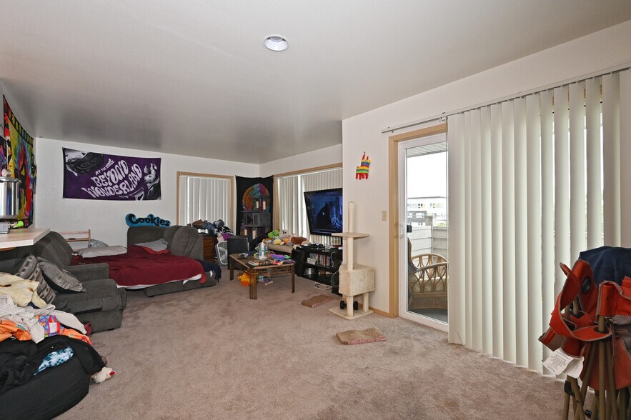 More Photos Of 3319 Oakes Ave, Everett Apartments For Sale