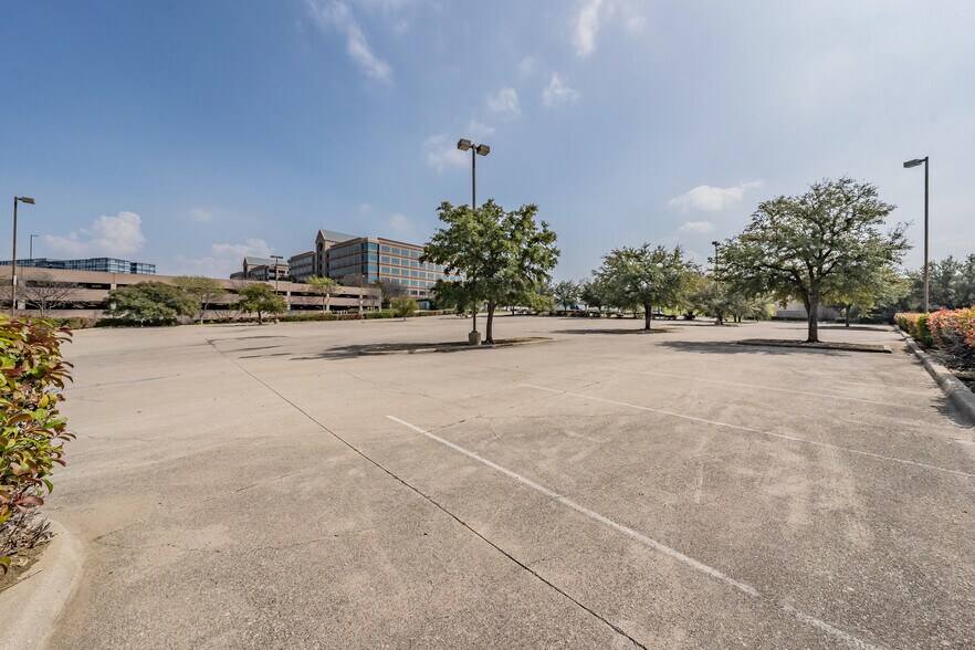 More Photos Of 1001 MacArthur Park, Irving Land For Sale
