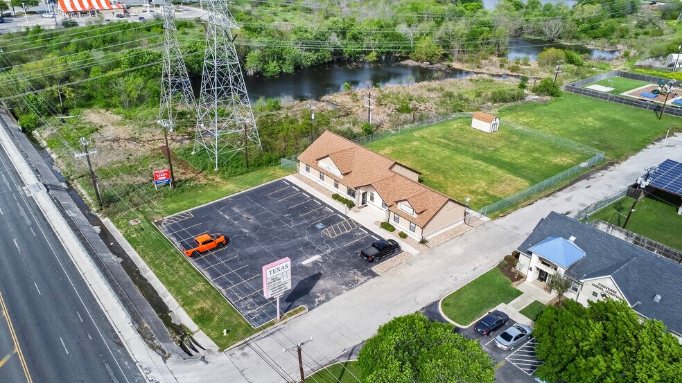 More Photos Of 7975 Fm 78, San Antonio Office For Sale