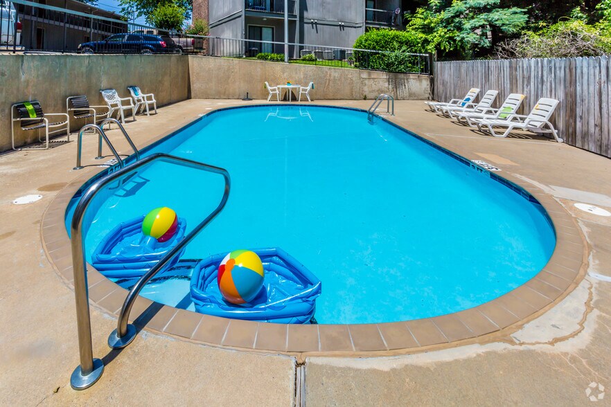 More Photos Of 225 Keightly Dr, Little Rock Apartments For Sale