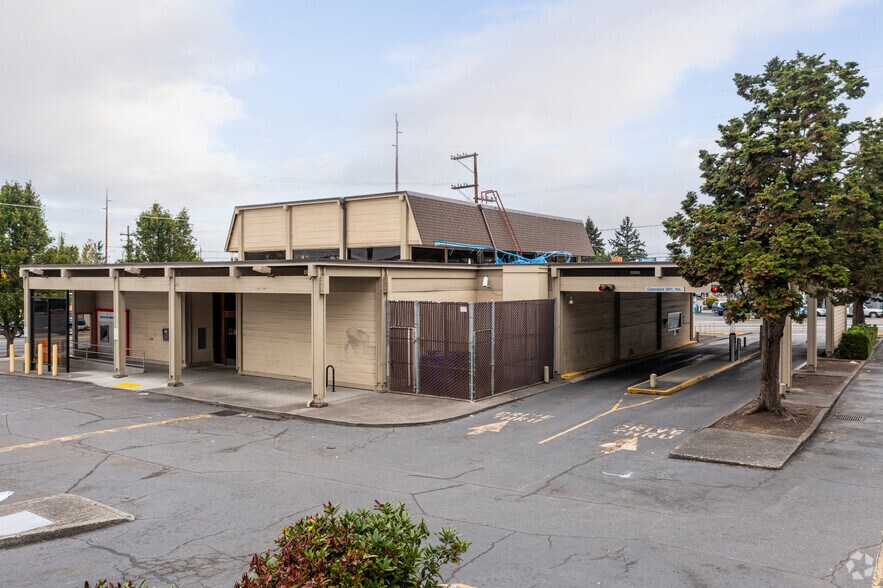 More Photos Of 10120 NE Sandy Blvd, Portland Bank For Sale