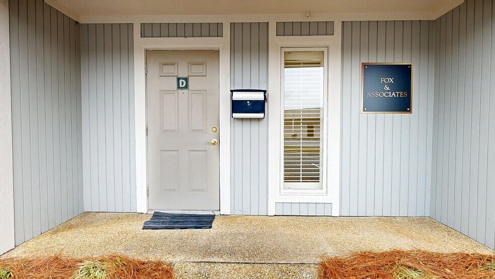 More Photos Of 1320 Wynnton Rd, Columbus Office For Lease