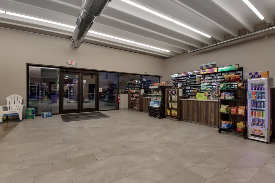 More Photos Of 1124 Hammond Ave, Rice Lake Freestanding For Lease