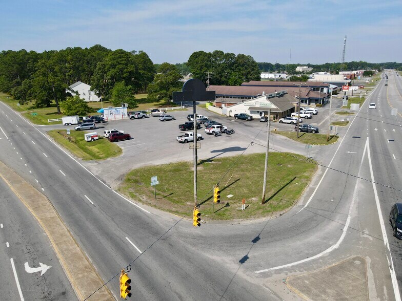 More Photos Of 101 W Boulevard, Williamston Restaurant For Sale