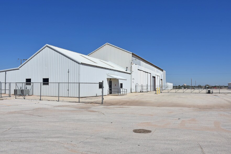 More Photos Of 5308 Andrews Hwy, Odessa Light Manufacturing For Sale