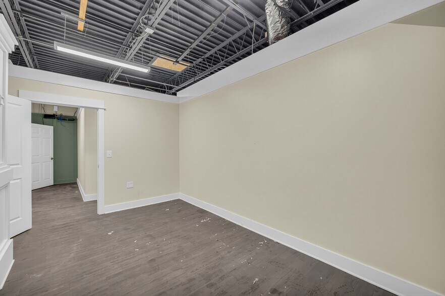 More Photos Of 399 S Elm St, Commerce Storefront For Sale