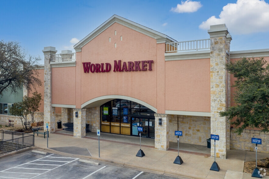 More Photos Of Brodie Ln @ SEC Brodie Ln & Hwy 290 W, Sunset Valley Unknown For Lease