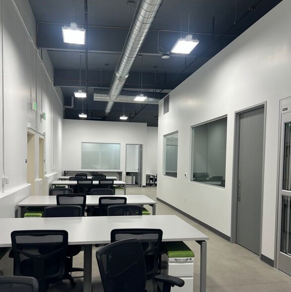 More Photos Of 6151 Pacific St, Rocklin Industrial For Sale