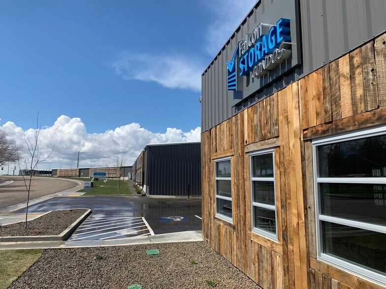 More Photos Of 2140-2162 E Summersweet Dr, Boise Self Storage For Sale