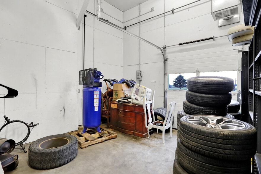 More Photos Of 1116 W County Road 450 N, Brazil Truck Terminal For Lease