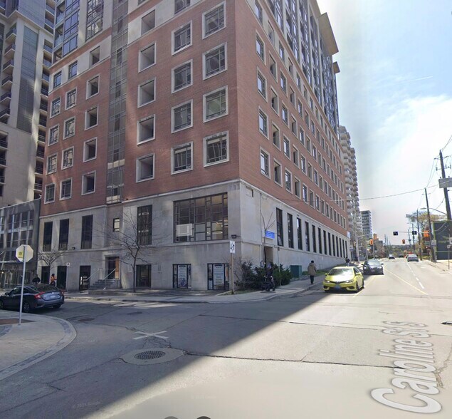 Primary Photo Of 150 Main St W, Hamilton Apartments For Lease