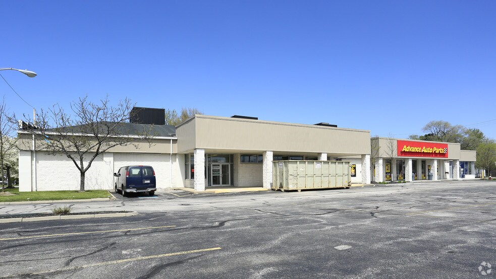 More Photos Of 34225 Vine St, Eastlake Freestanding For Sale