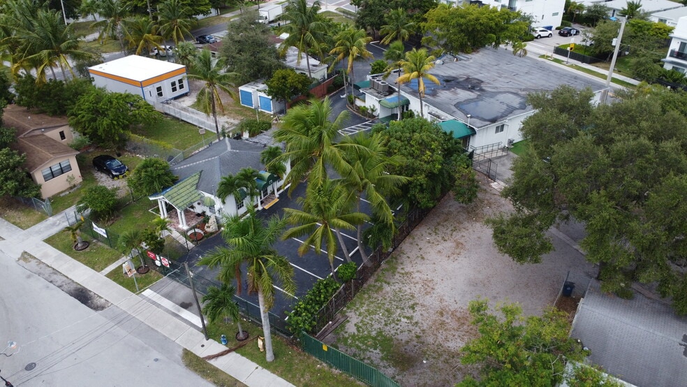 More Photos Of 520 NW 5th St, Hallandale Beach Schools For Sale