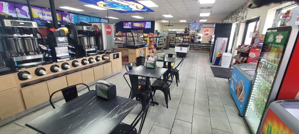 More Photos Of 939 S Alamo Rd, Alamo Convenience Store For Sale