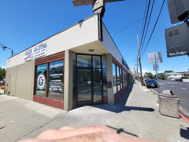 More Photos Of 701-713 Arguello St, Redwood City Storefront For Lease