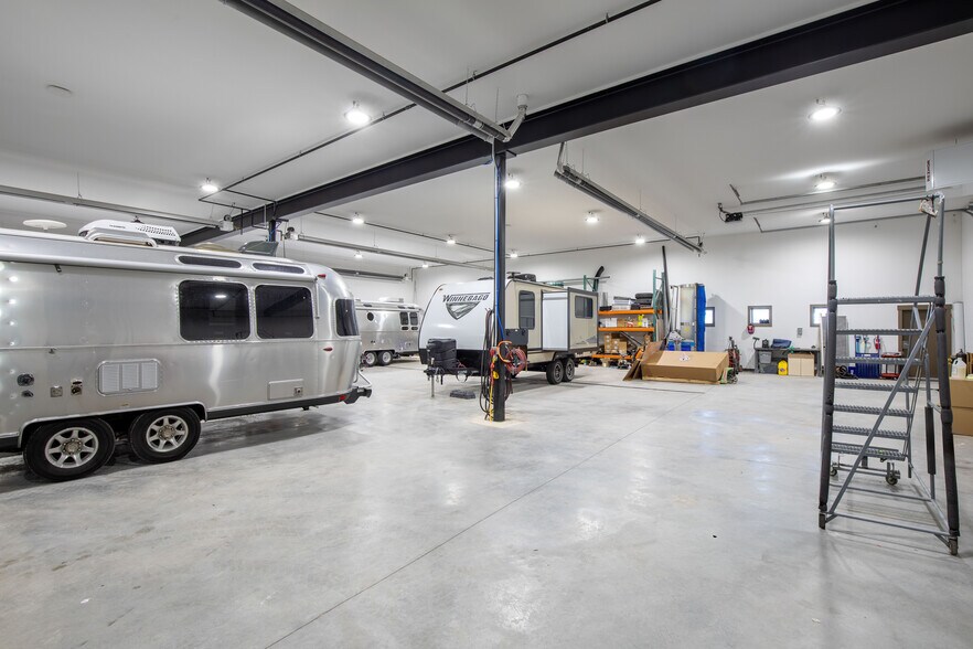 More Photos Of 22 Rorke rd, Etna General Retail For Sale