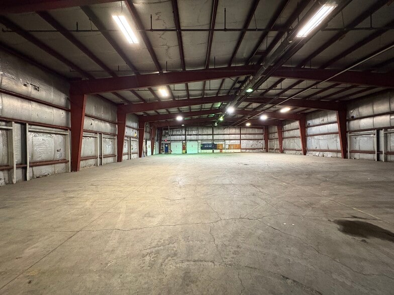 More Photos Of 209 N Post Rd, Anchorage Industrial For Lease