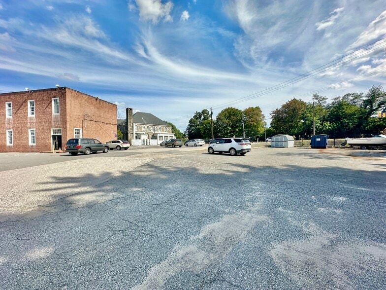 More Photos Of 600 Cooks Ln, Baltimore Religious Facility For Sale