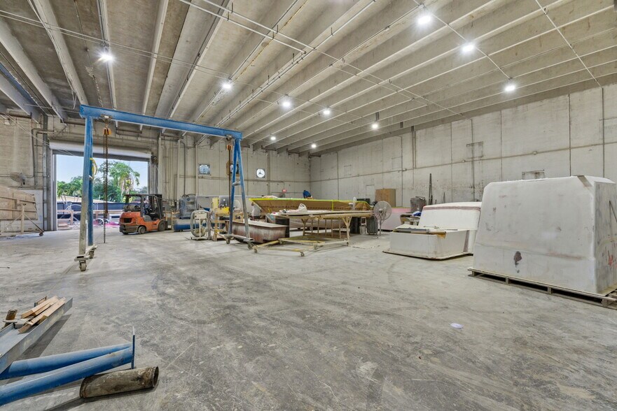 More Photos Of 2275 NW 150th St, Opa Locka Warehouse For Sale