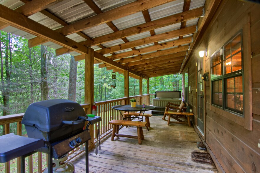 More Photos Of 5830 NC 209 Hwy, Hot Springs Specialty For Sale