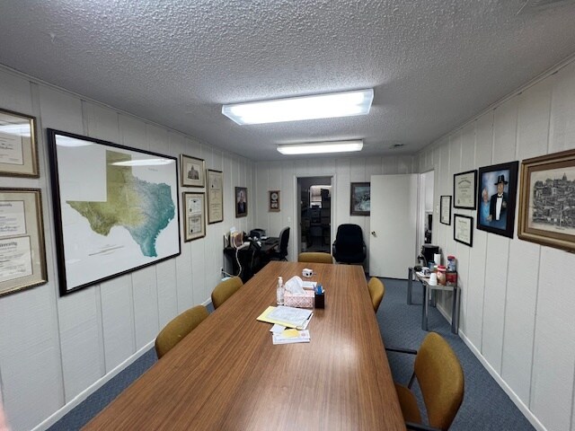 More Photos Of 907 S Main St, Copperas Cove Office For Sale