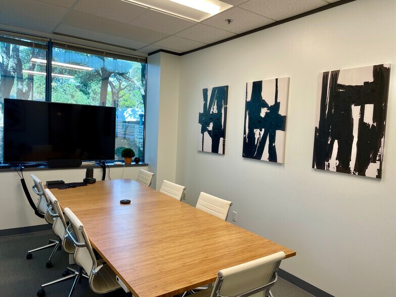 More Photos Of 9020 N Capital of Texas Hwy, Austin Office For Lease