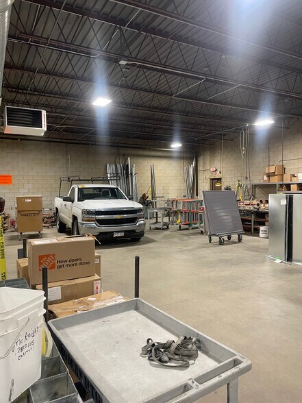 More Photos Of 2318 1st St NE, Minneapolis Warehouse For Sale