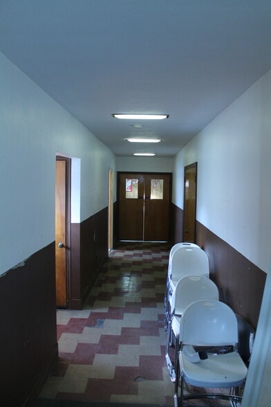 More Photos Of 134-136 E Church St, Nanticoke Light Manufacturing For Sale