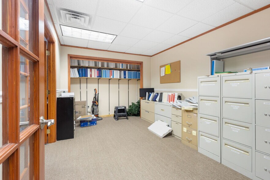 More Photos Of 2622 South Ave, Wappingers Falls Office For Sale
